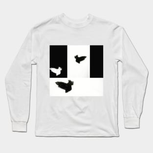 Vegetable bat... 〴 \⋋_ ^._.^ _⋌/|"〵 .. Lettuce Bat.. Long Sleeve T-Shirt